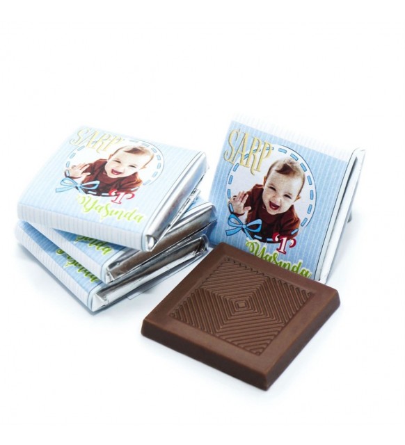 Erkek Bebek Çikolatası Metal Yuvarlak Fotoğraf Baskılı (80 Adet Napoliten Çikolata)