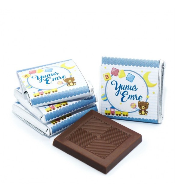 Erkek Bebek Çikolatası Metal Yuvarlak Mavi Ayıcık Baskılı (80 Adet Napoliten Çikolata)